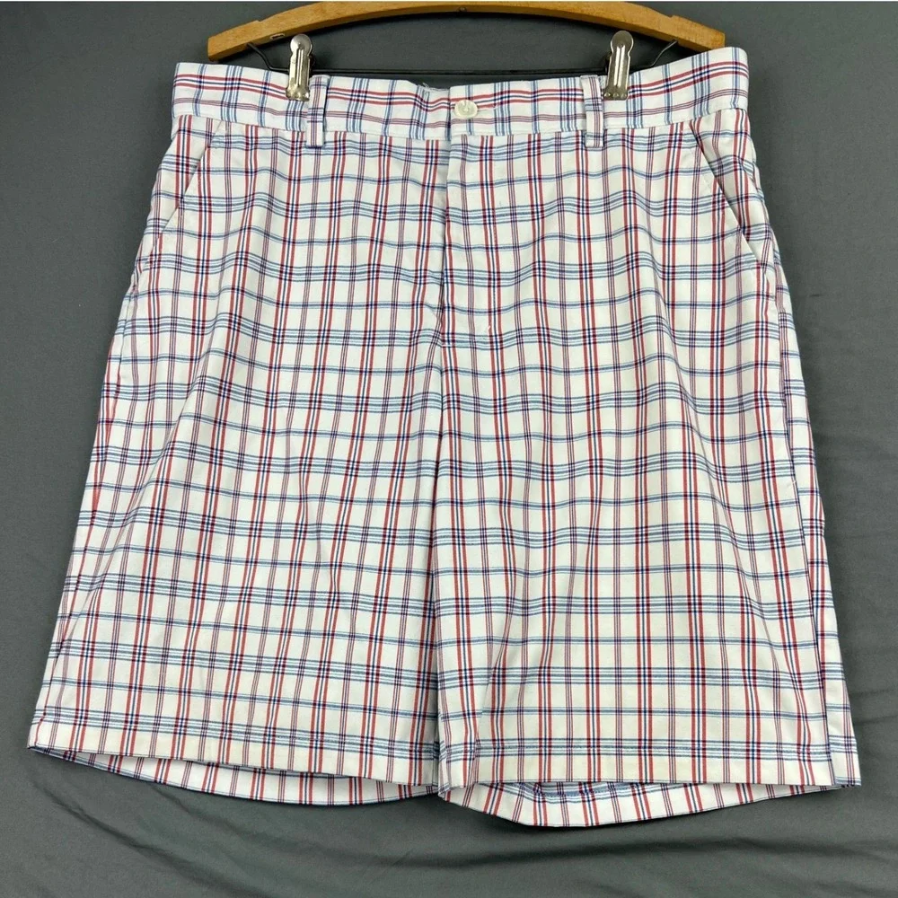 Greg Norman Tasso Elba Golf Shorts Mens 34 White Red Blue Plaid Shark Logo Good